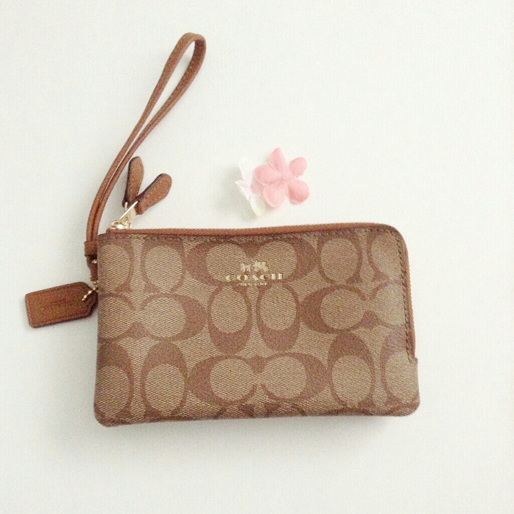 NWOT Coach Double Pouch Wristlet